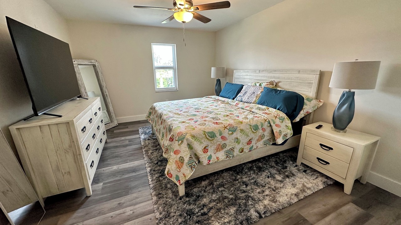 Photo of Bedroom in Yacht Club