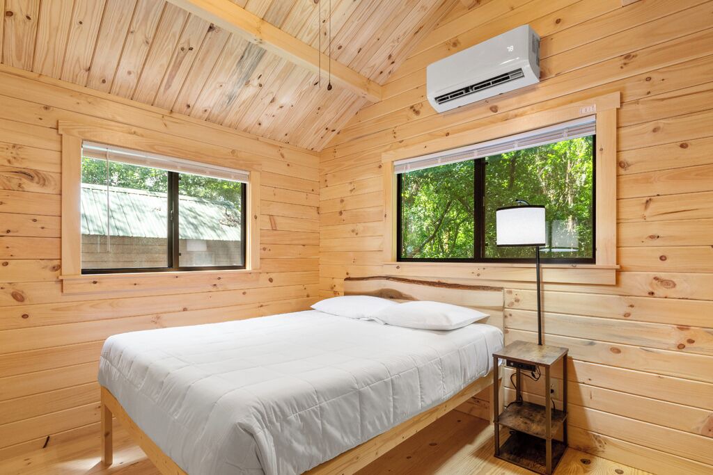 Photo of Bedroom in Thonotosassa