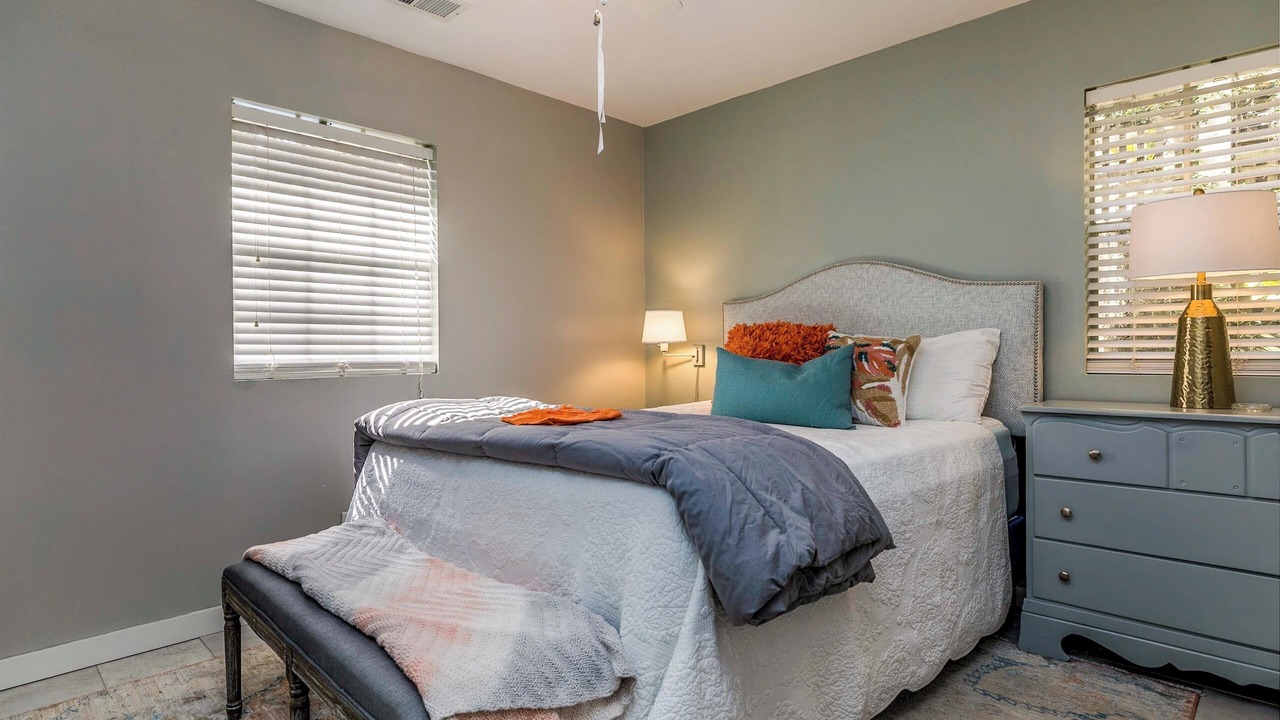 Photo of Bedroom in Historic District