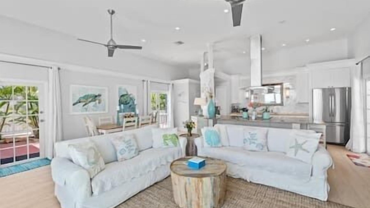 Photo of Livingroom in Melbourne Beach