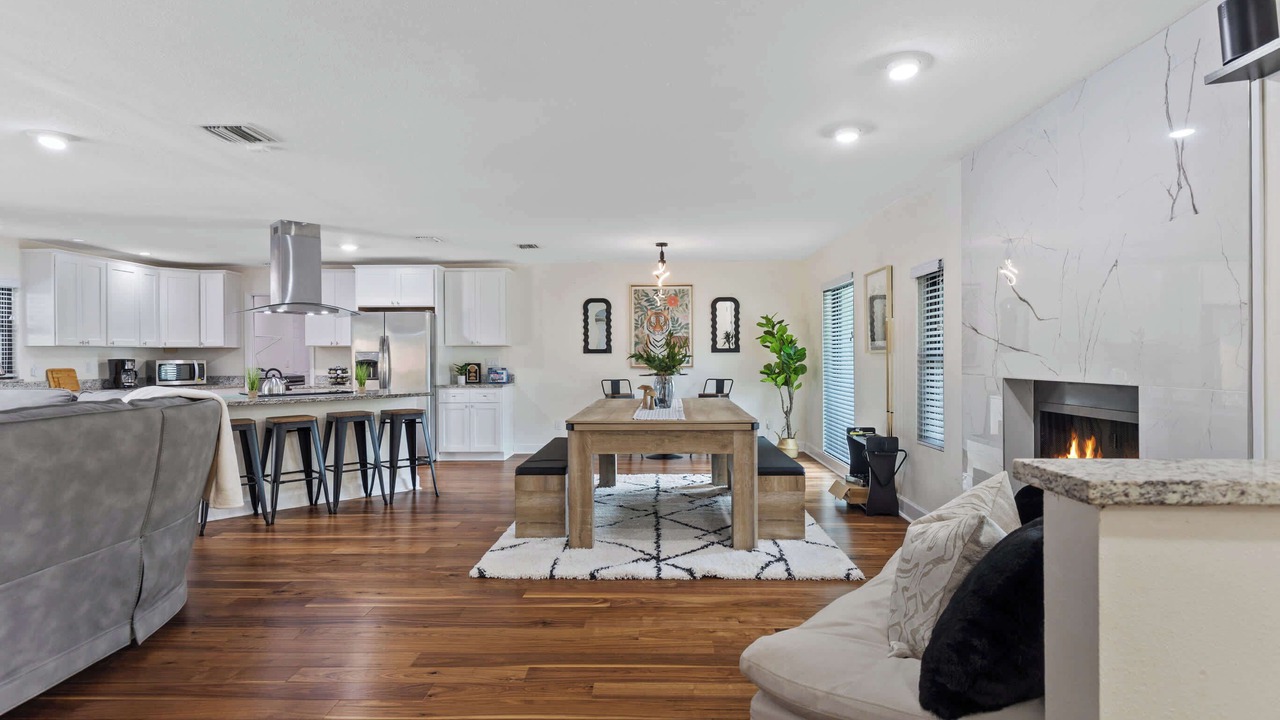 Photo of Livingroom in Brandon
