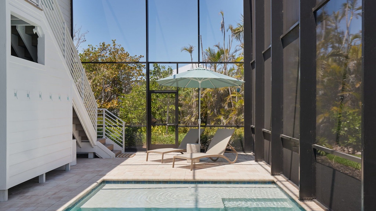 Photo of Outdoor in Bright Water