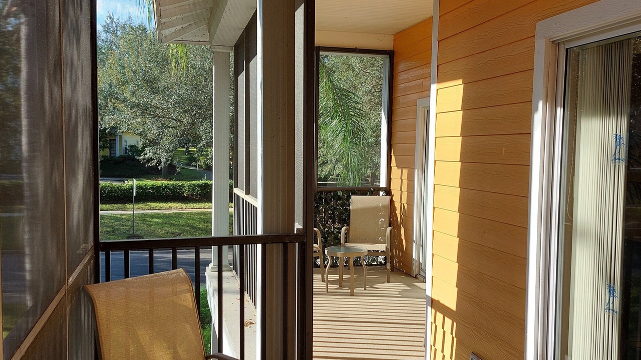 Photo of Patio Balcony in Bahama Bay