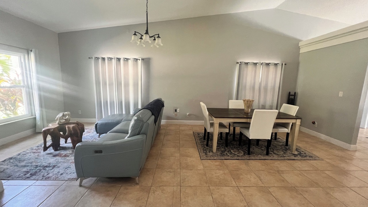 Photo of Bedroom in Melbourne Beach