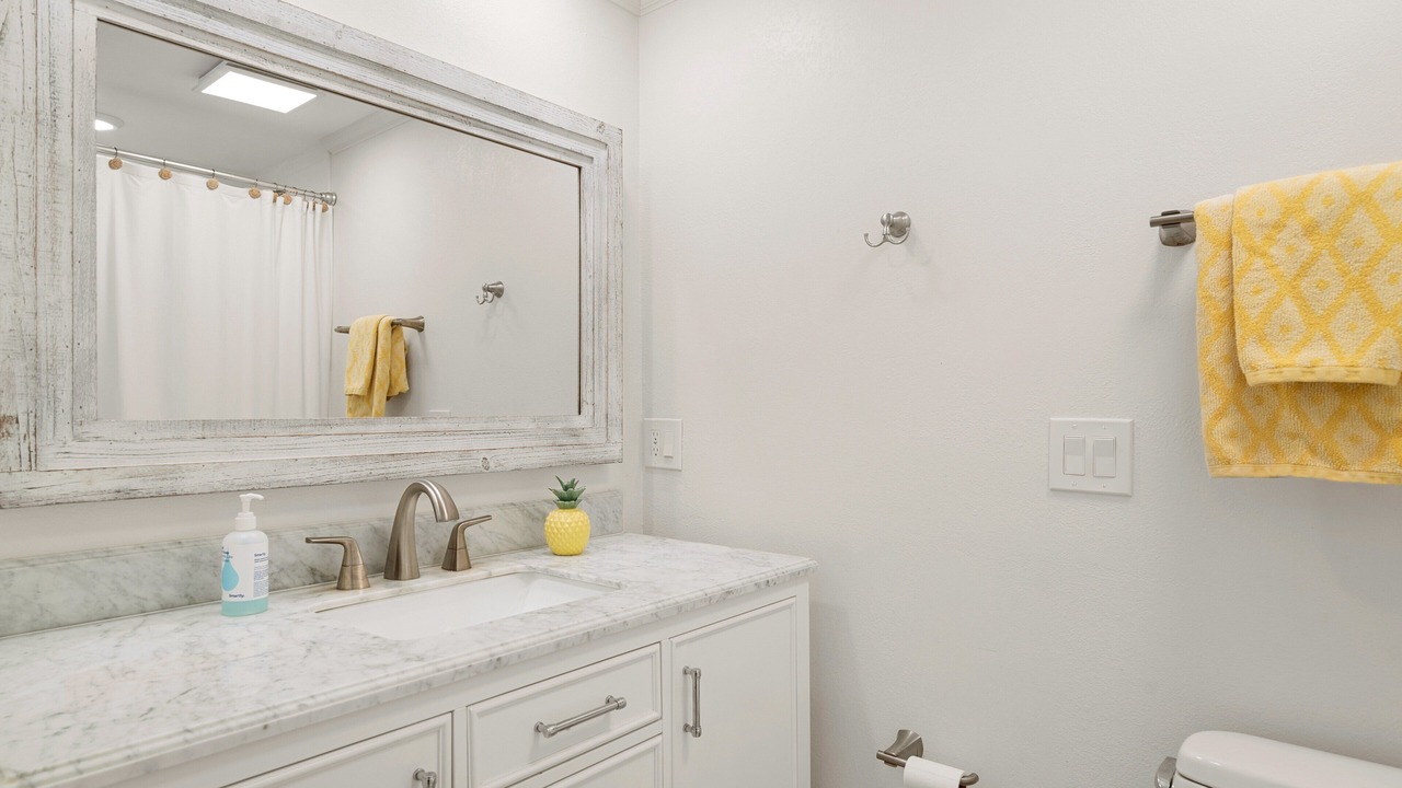Photo of Bathroom in Islamorada
