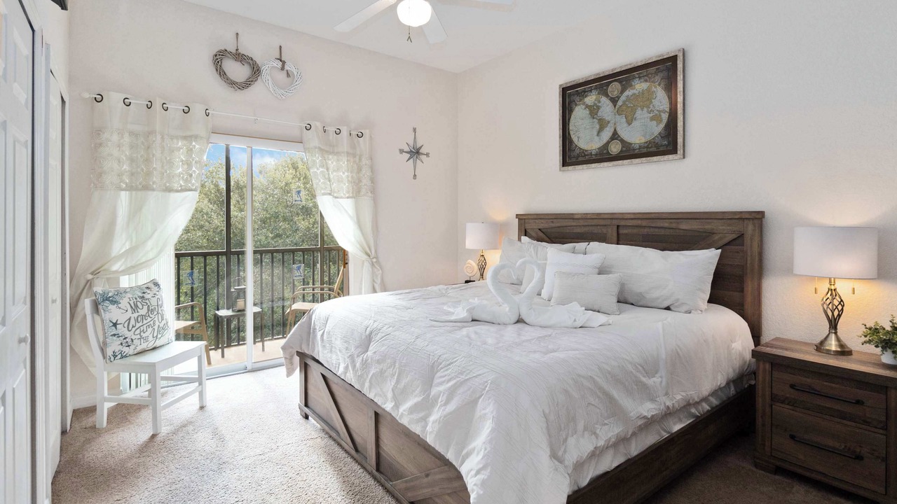 Photo of Bedroom in Bahama Bay