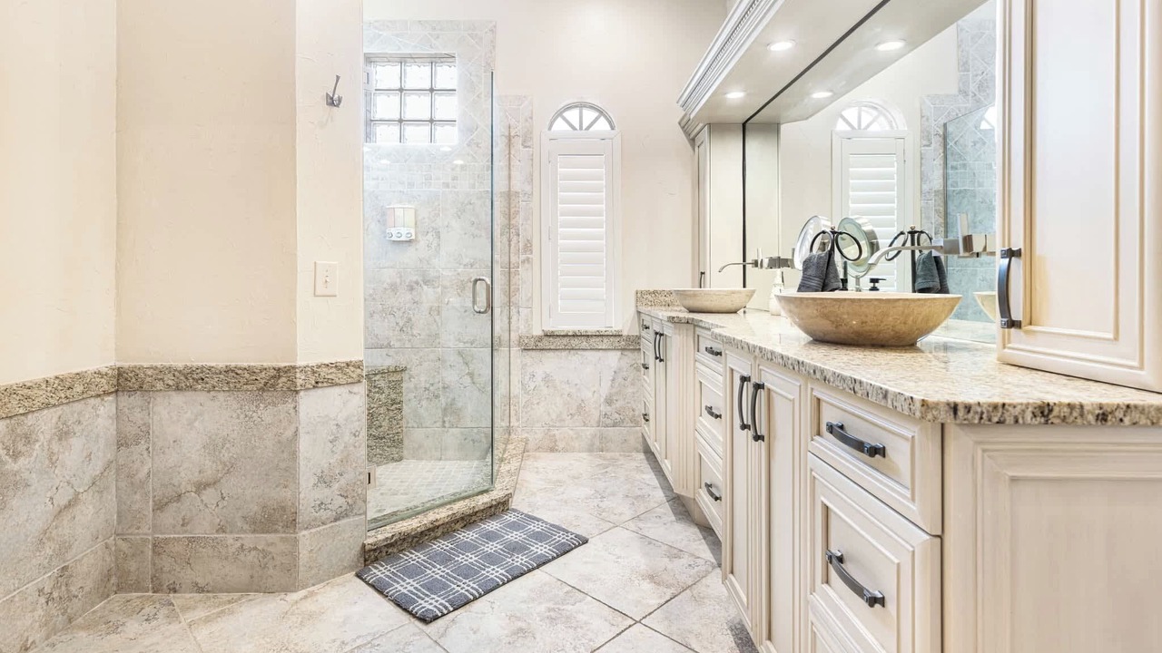 Photo of Bathroom in Yacht Club