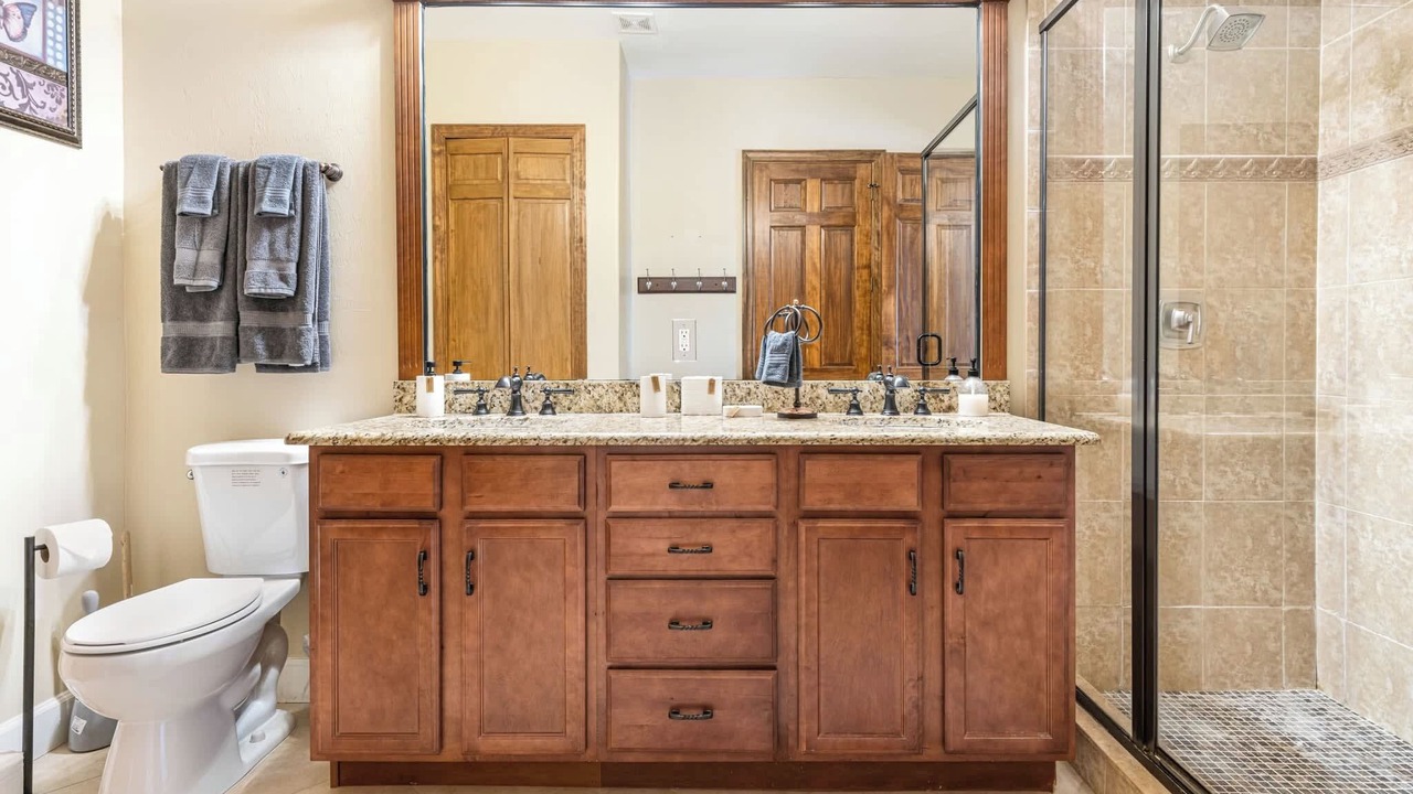 Photo of Bathroom in Yacht Club