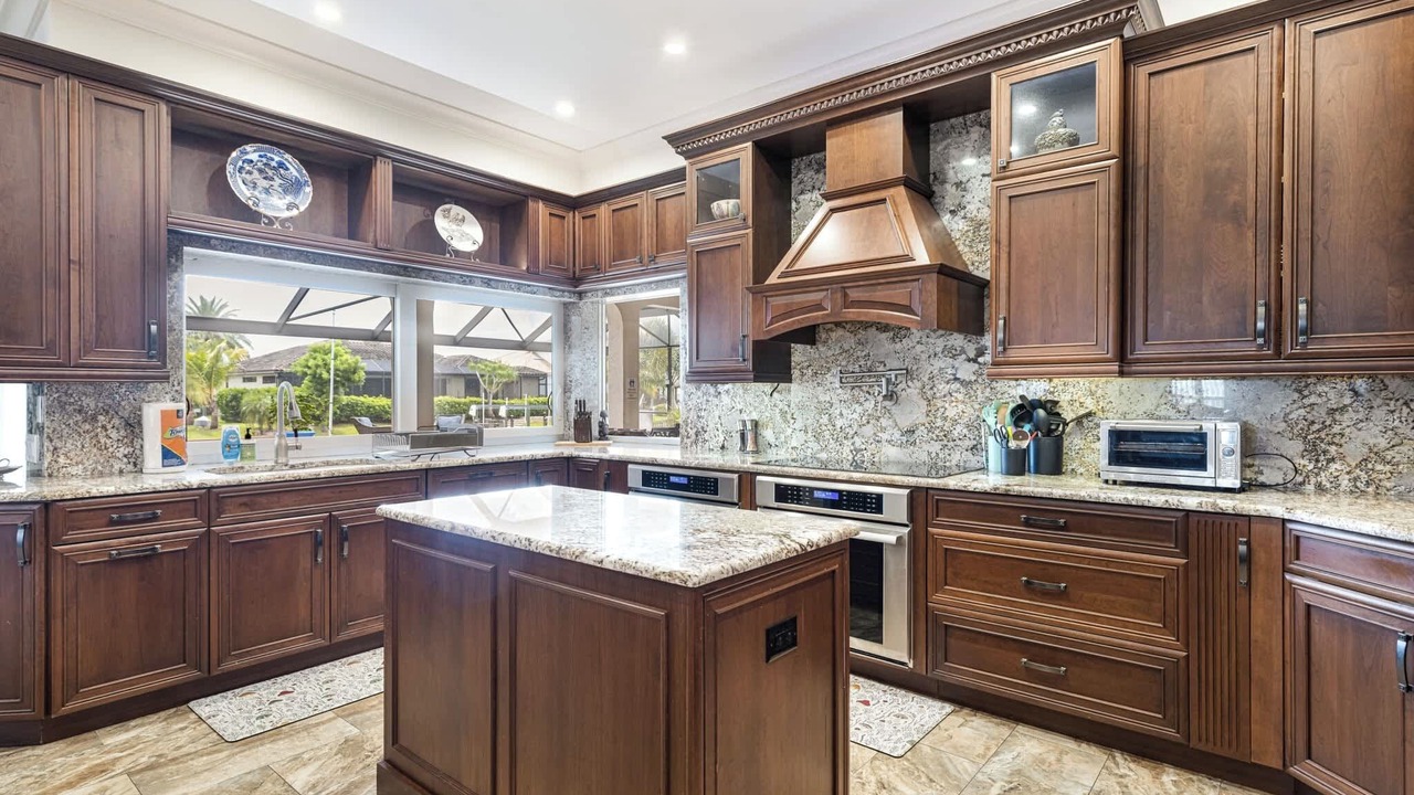 Photo of Kitchen in Yacht Club