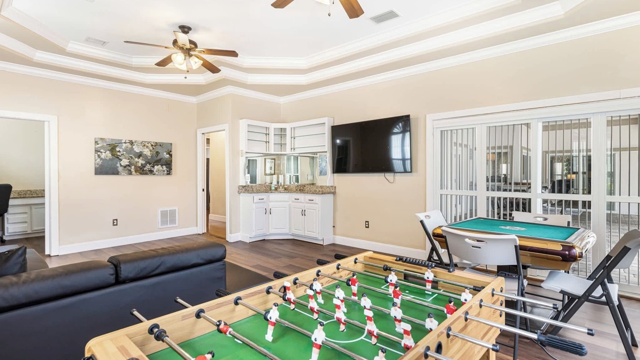 Photo of Bedroom in Yacht Club