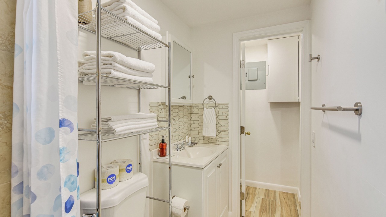 Photo of Bathroom in West Little Havana