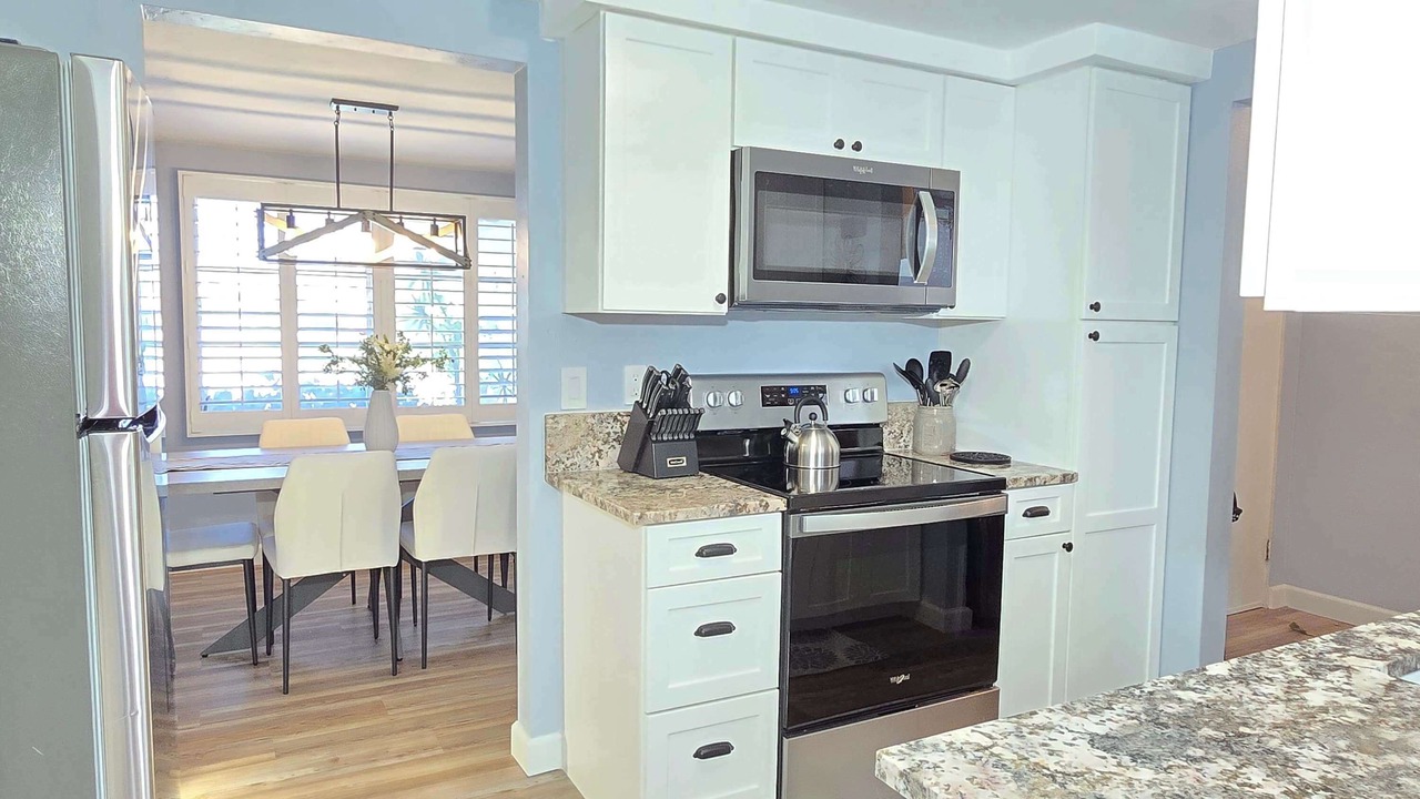 Photo of Kitchen in Gulf Gate Estates