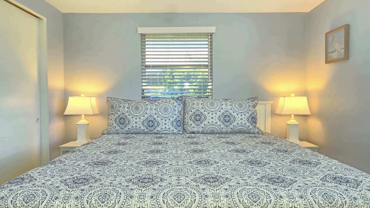Photo of Bedroom in Gulf Gate Estates