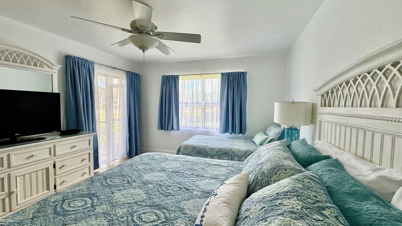 Photo of Bedroom in Trailer Estates