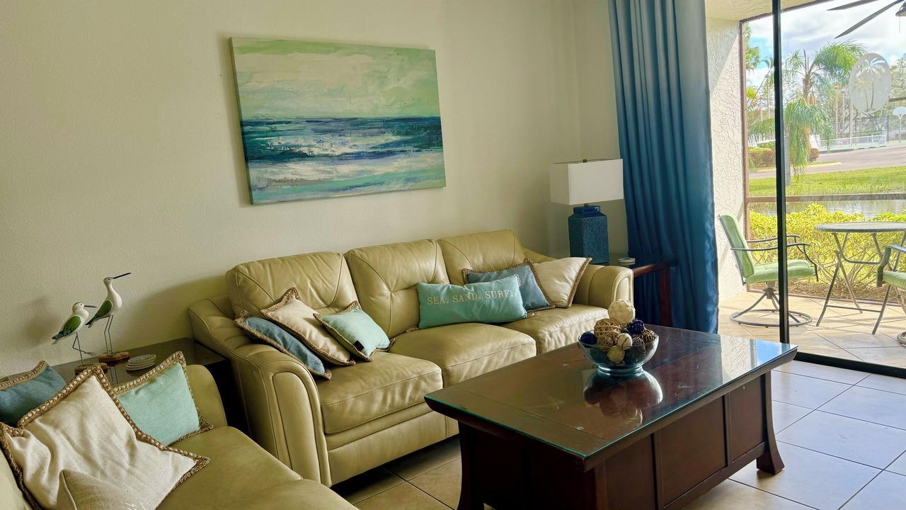 Photo of Livingroom in Trailer Estates