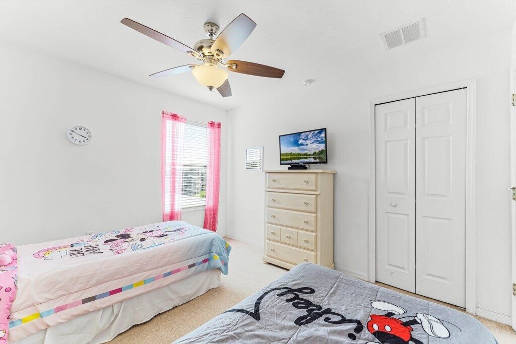 Photo of Bedroom in Regal Palms