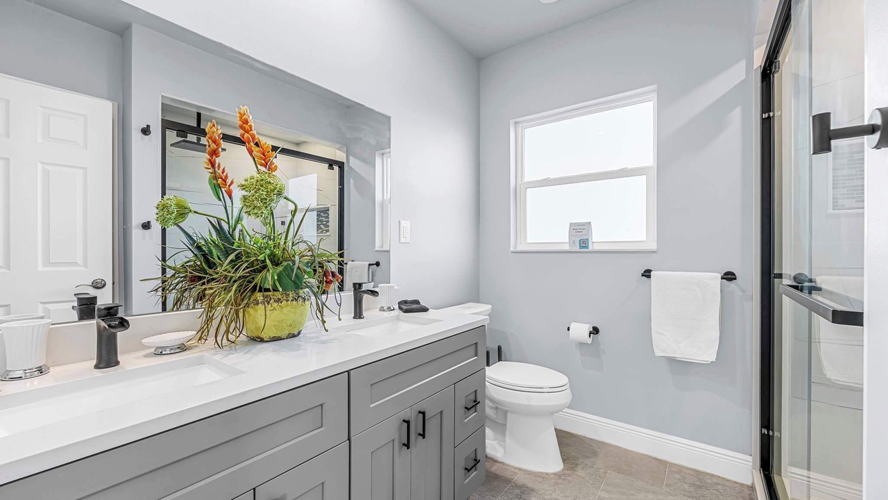 Photo of Bathroom in Floridana Beach