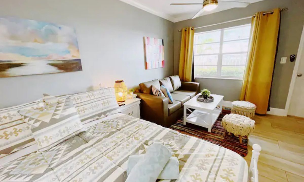 Photo of Bedroom in Pompano Beach