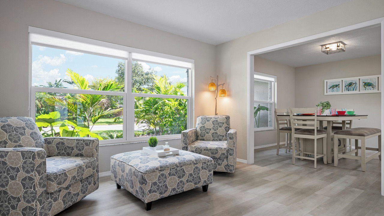 Photo of Livingroom in Harbor Hills