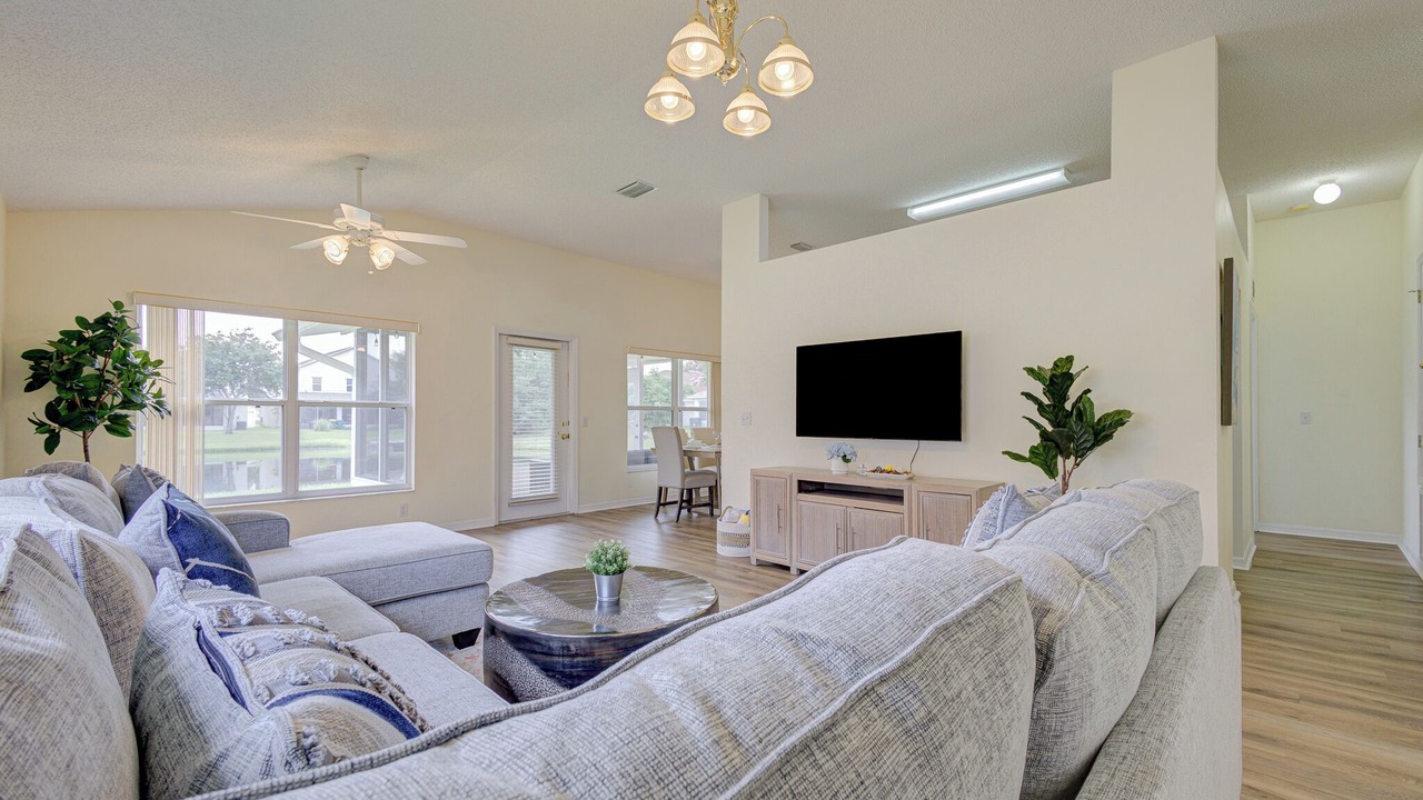 Photo of Livingroom in West Melbourne