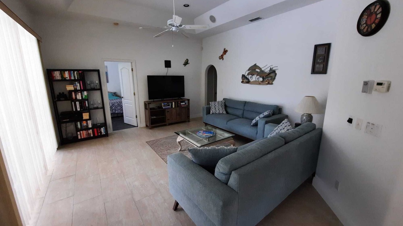 Photo of Livingroom in Lehigh Acres