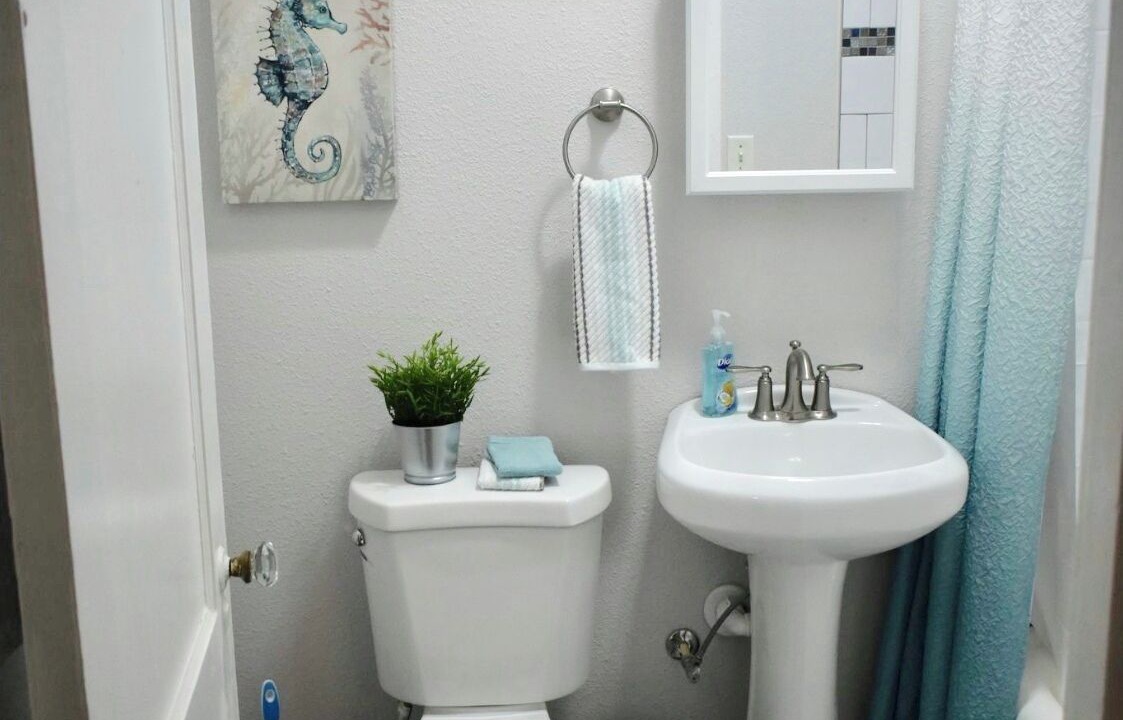 Photo of Bathroom in Courier City - Oscawana