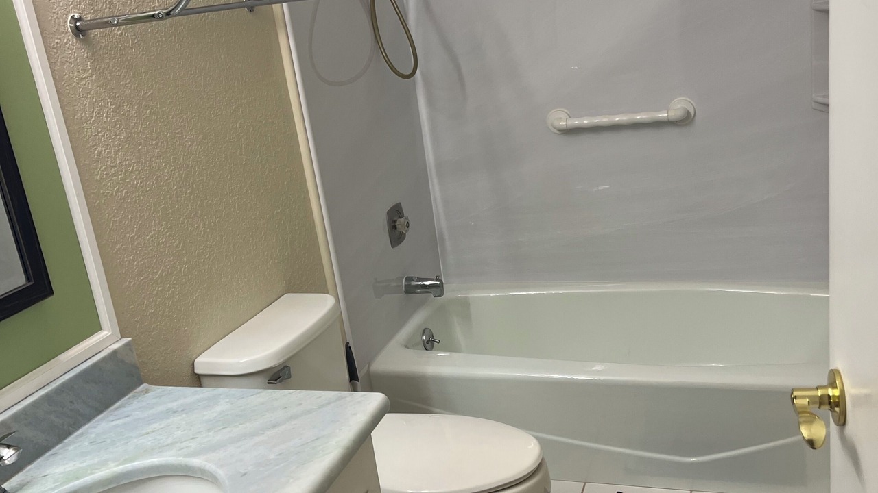 Photo of Bathroom in Englewood South