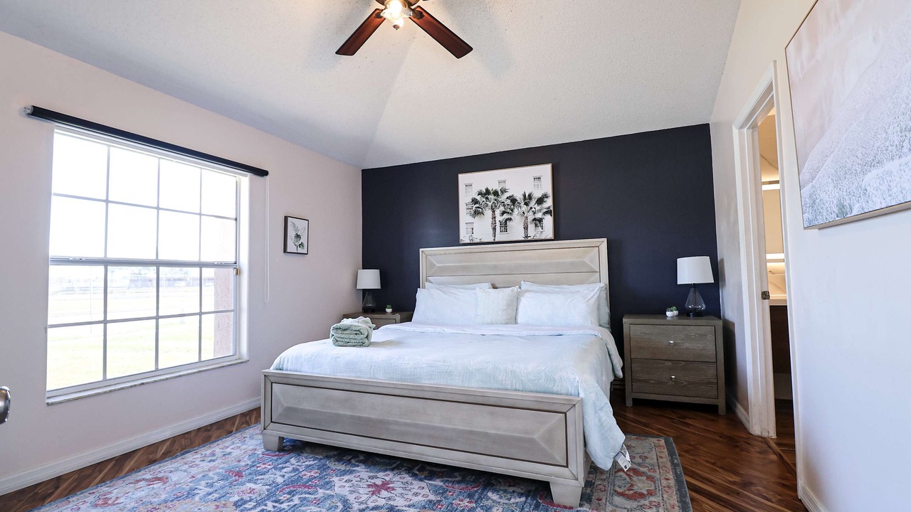 Photo of Bedroom in Buena Ventura Lakes