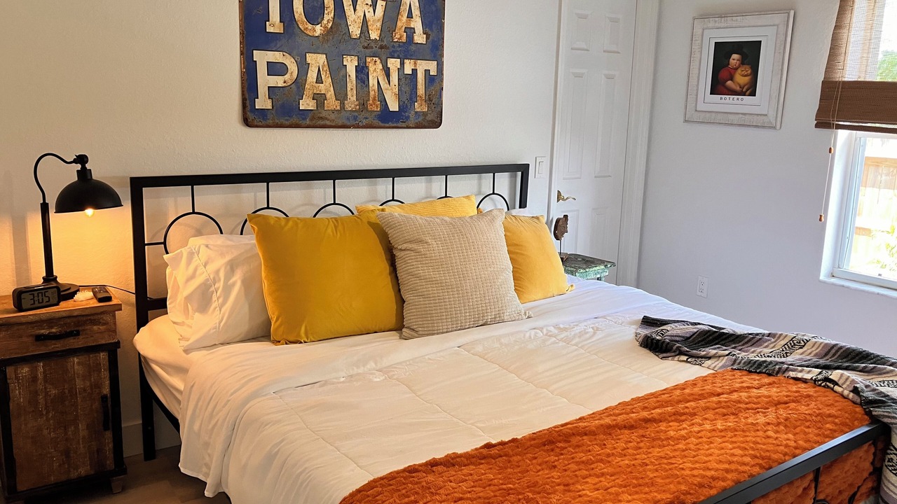 Photo of Bedroom in Bay Harbor Estates