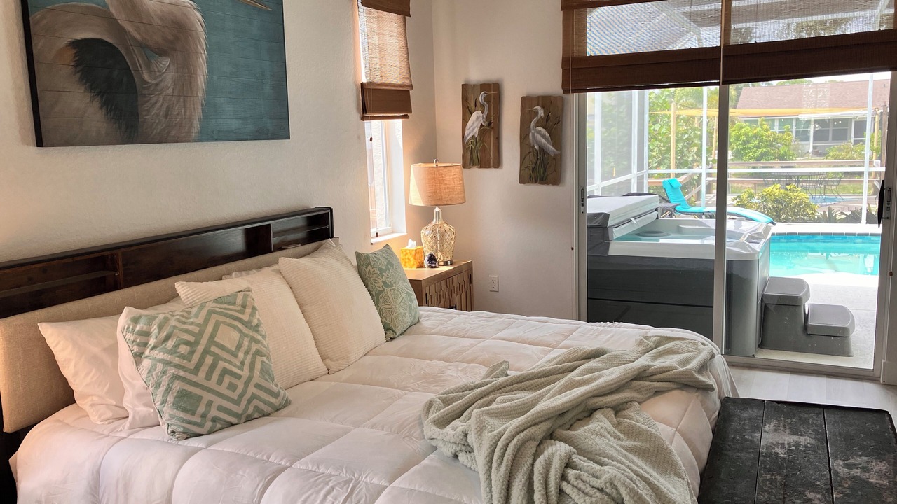 Photo of Bedroom in Bay Harbor Estates