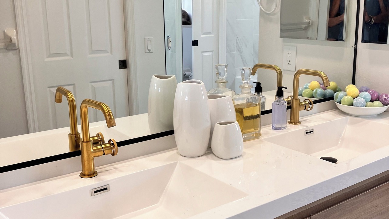Photo of Bathroom in Bay Harbor Estates