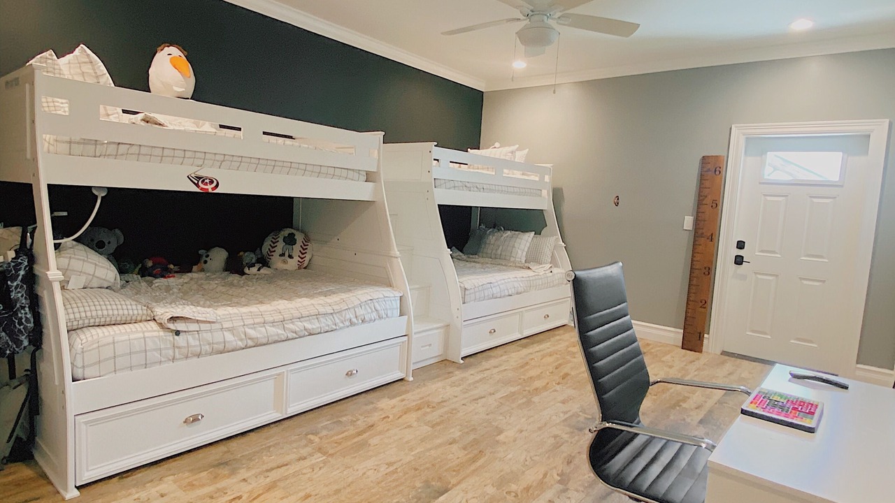 Photo of Bedroom in Palm Beach Country Estates