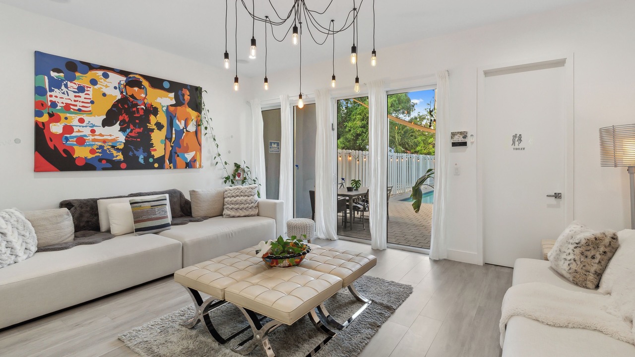 Photo of Livingroom in Coral Way