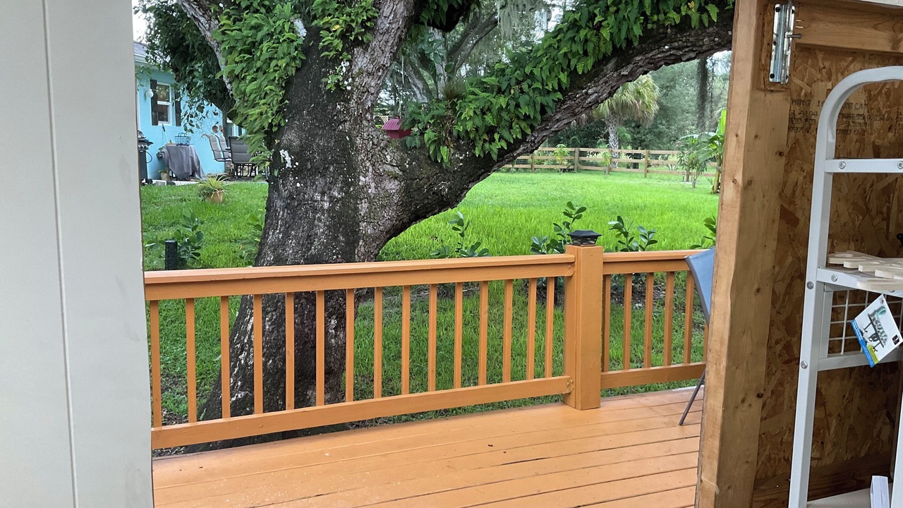 Photo of Patio Balcony in Moore Haven