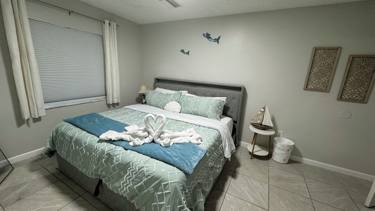 Photo of Bedroom in Somerset Lakes
