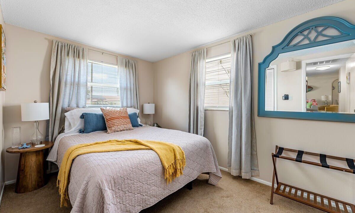 Photo of Bedroom in Pinellas Park