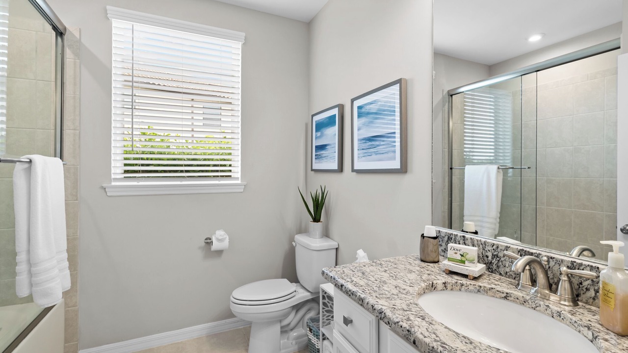 Photo of Bathroom in Naples