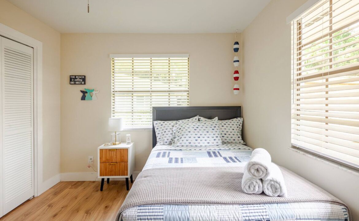 Photo of Bedroom in Florida Ridge