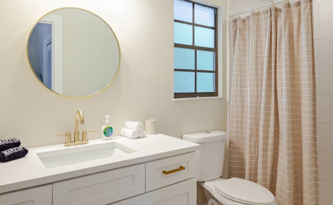 Photo of Bathroom in Florida Ridge