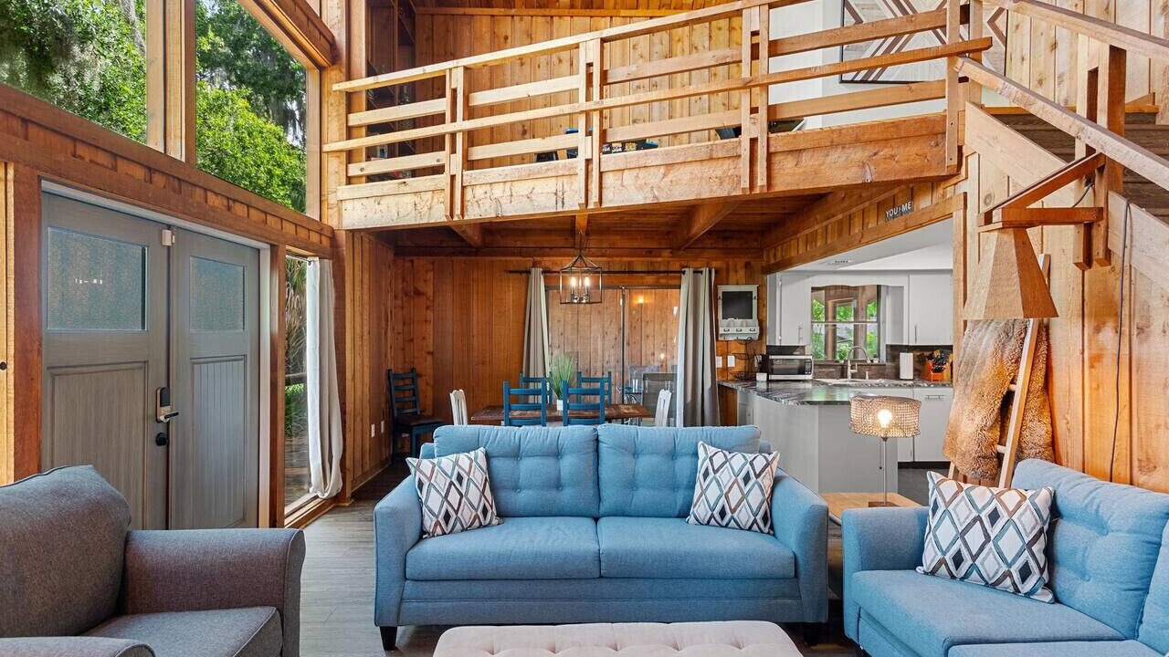 Photo of Livingroom in Winter Haven