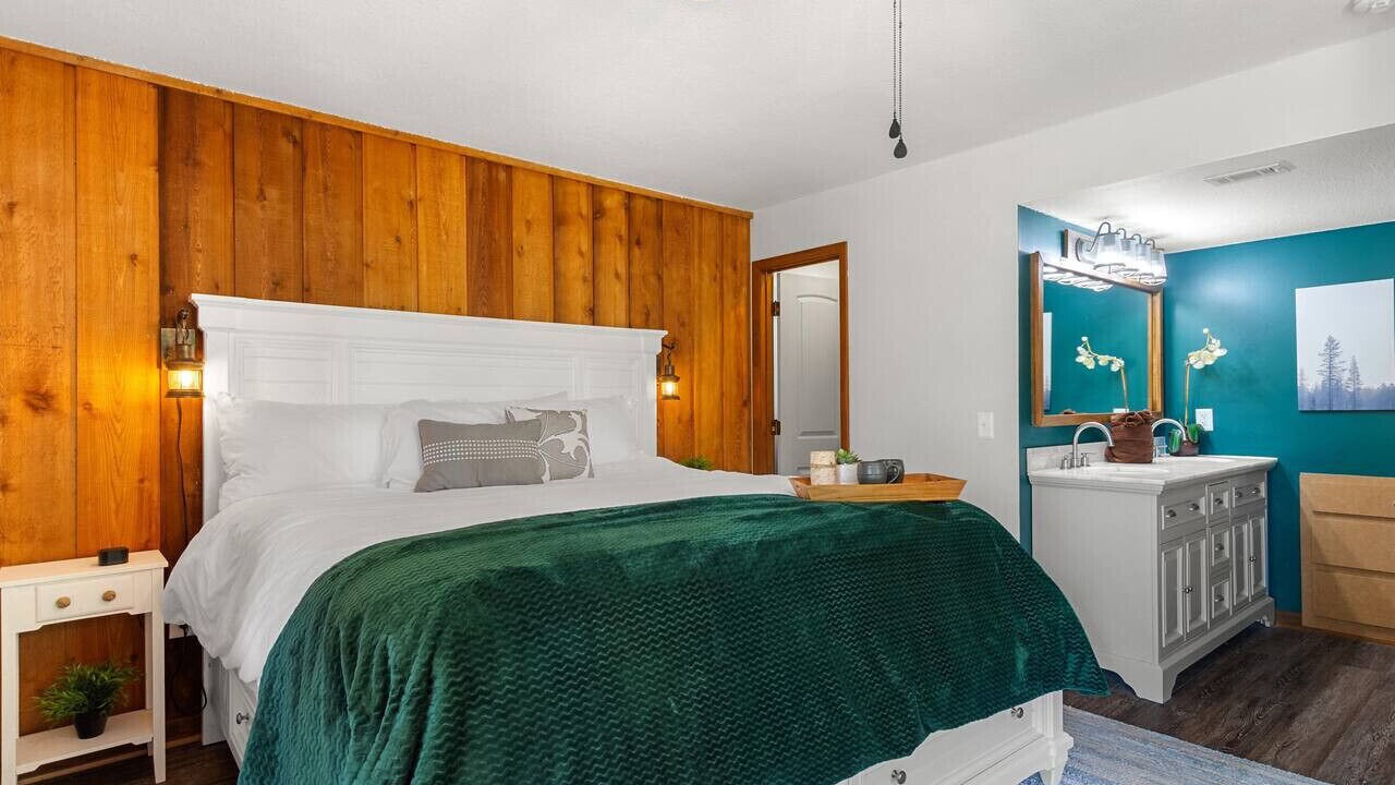 Photo of Bedroom in Winter Haven