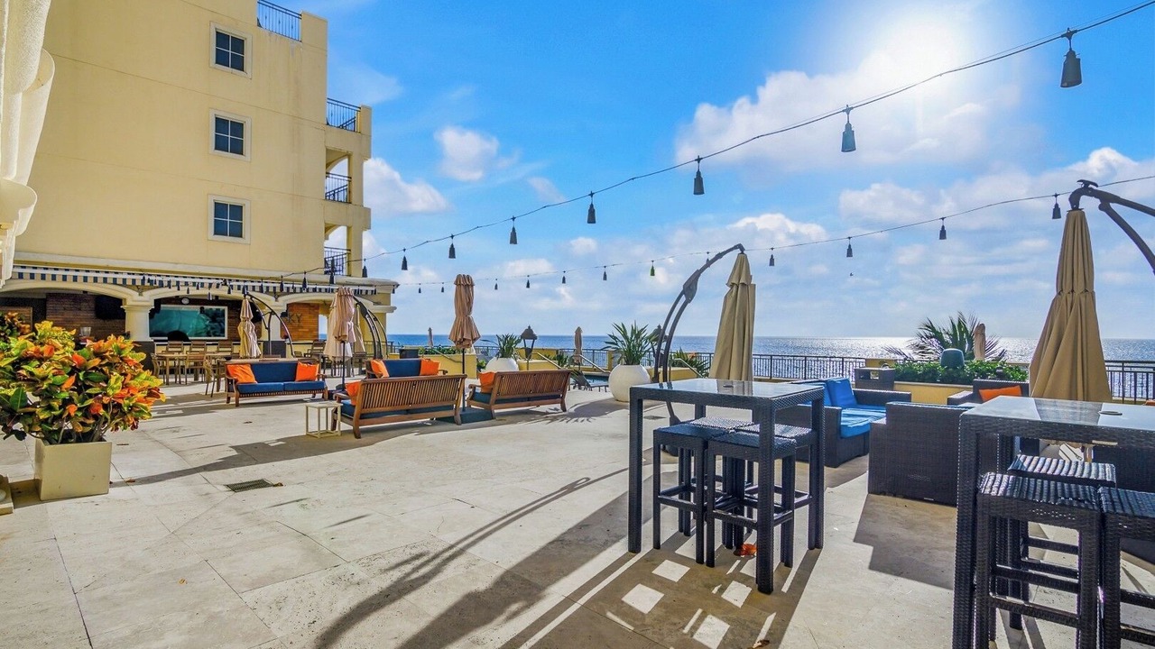 Photo of Outdoor in Central Beach