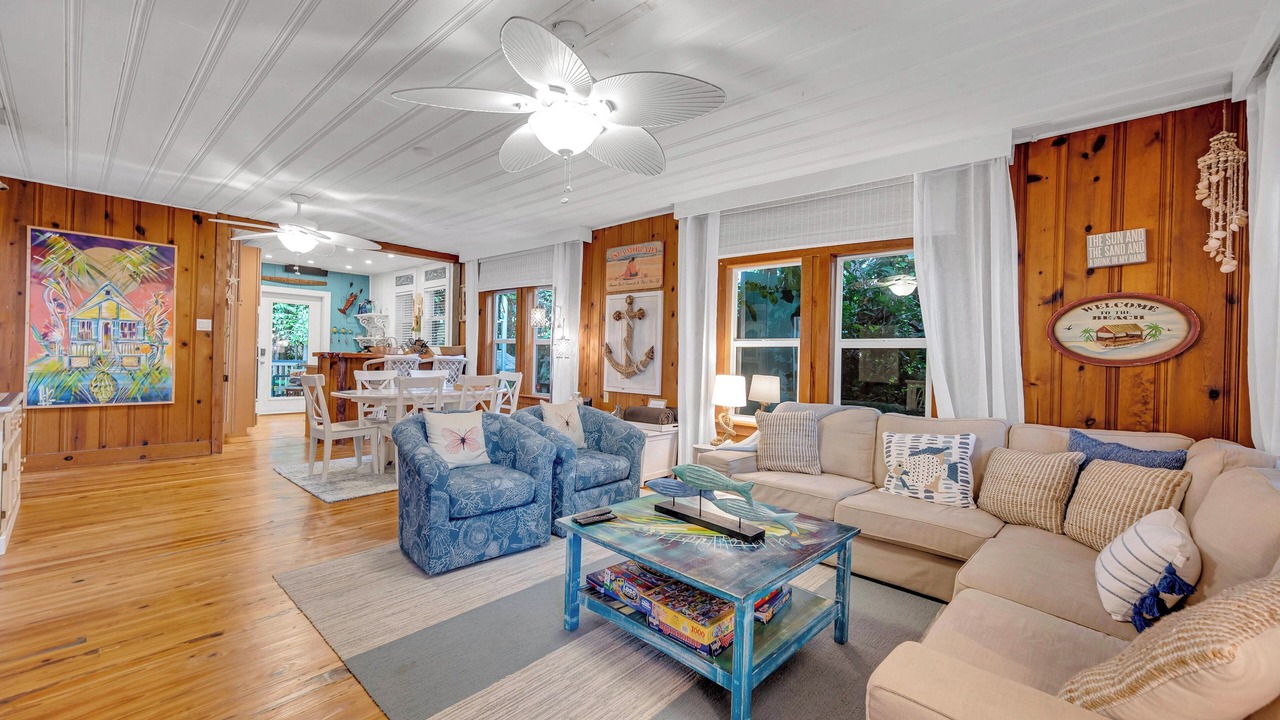 Photo of Livingroom in Islamorada