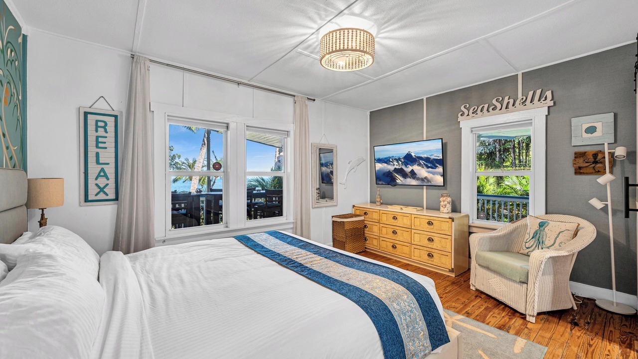 Photo of Bedroom in Islamorada