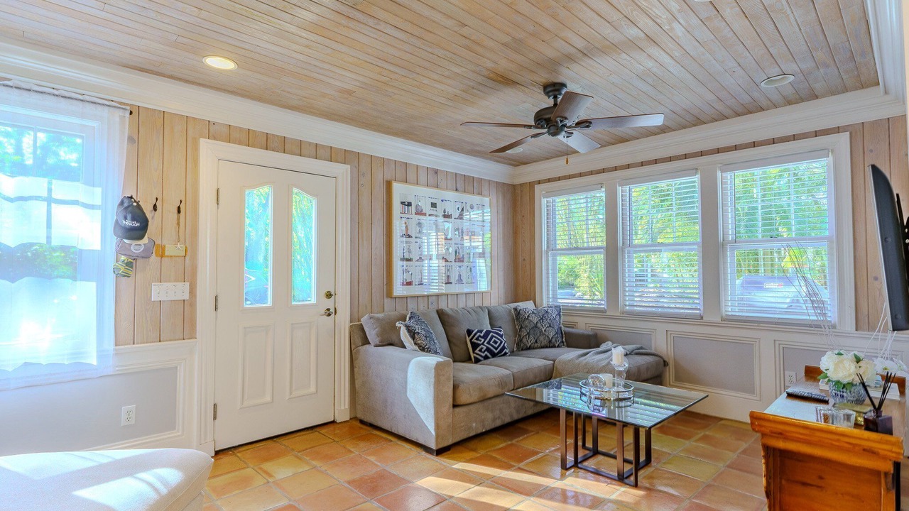 Photo of Livingroom in Indian Beach Sapphire Shores