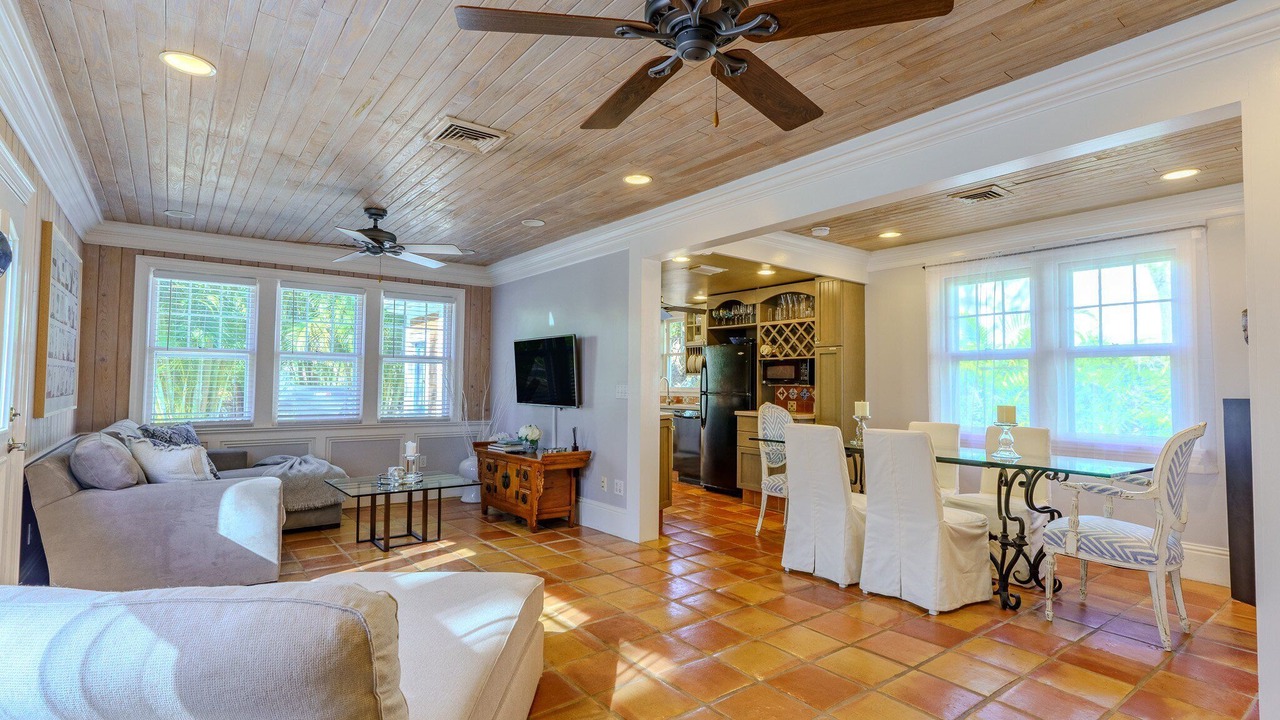 Photo of Livingroom in Indian Beach Sapphire Shores