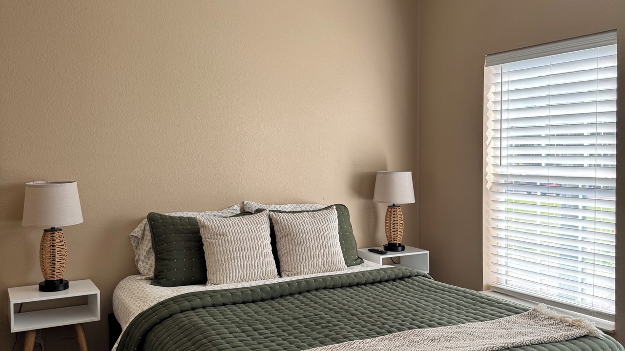 Photo of Bedroom in Crystal Beach