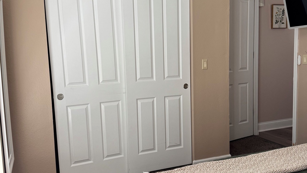 Photo of Bedroom in Crystal Beach