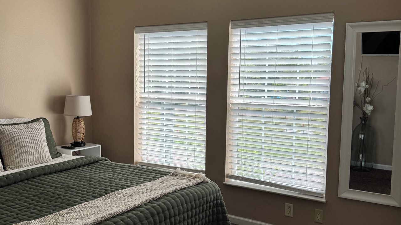 Photo of Bedroom in Crystal Beach