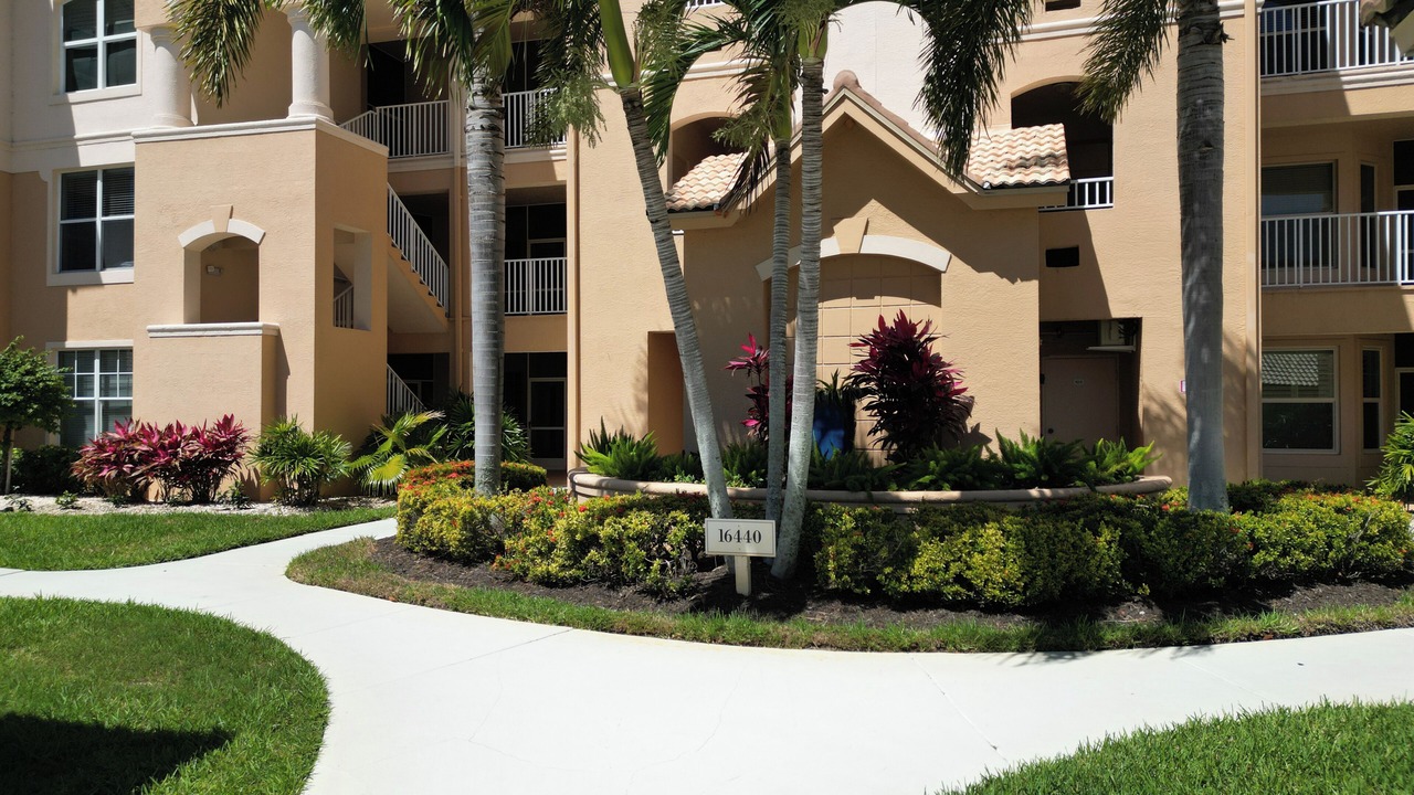 Photo of Outdoor in Tropical Cove